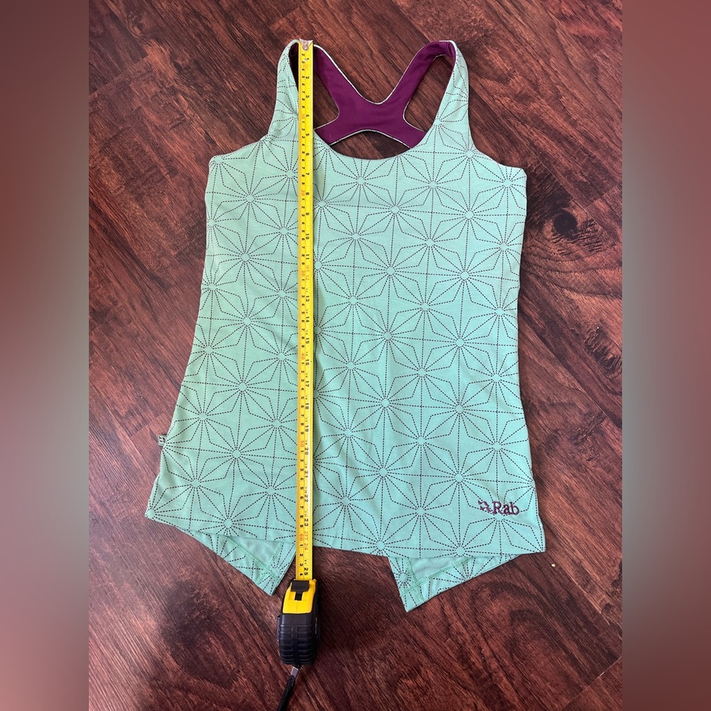 Rab Trance Tank Green Purple Geometric Womens Size 10 Athleisure Workout Preppy - Picture 6 of 10